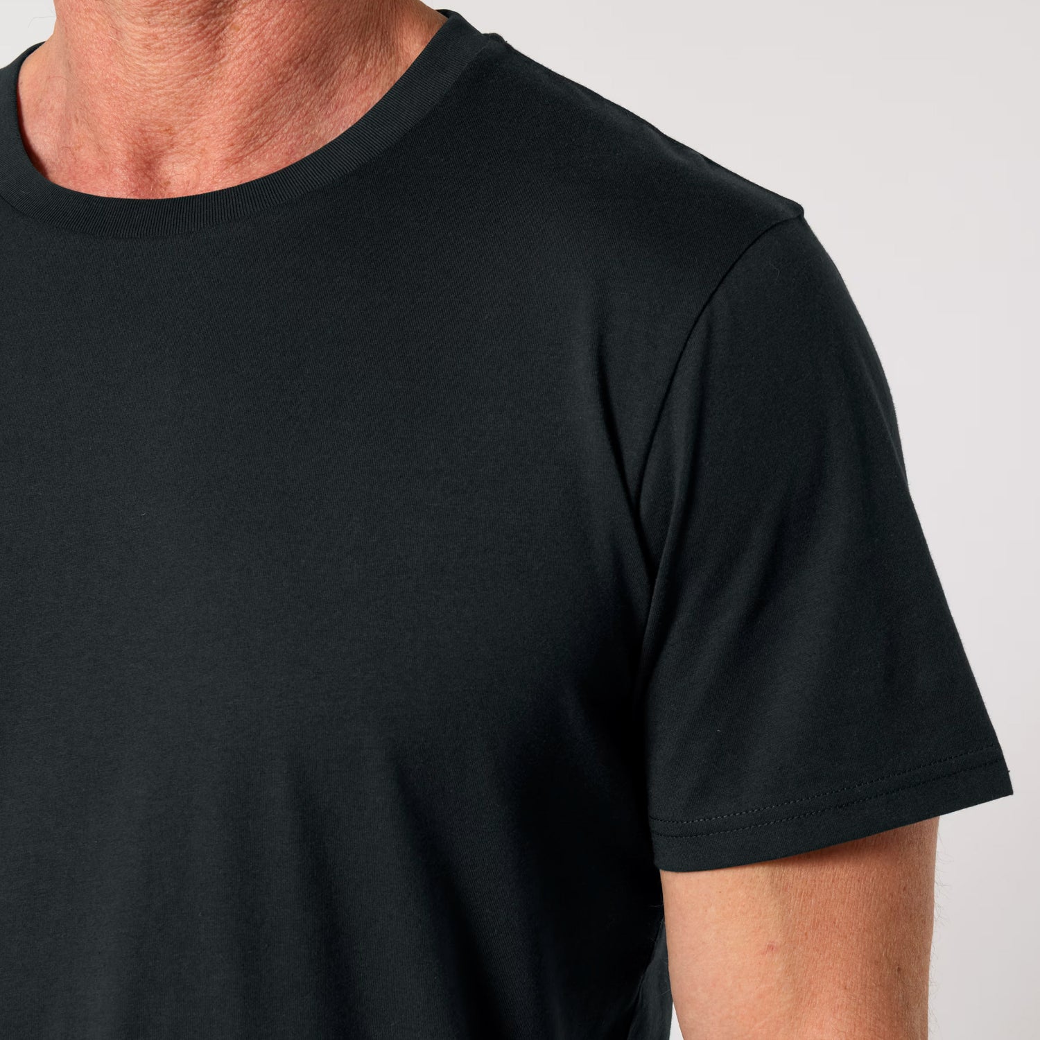 Basic Medium Fit Tee Black