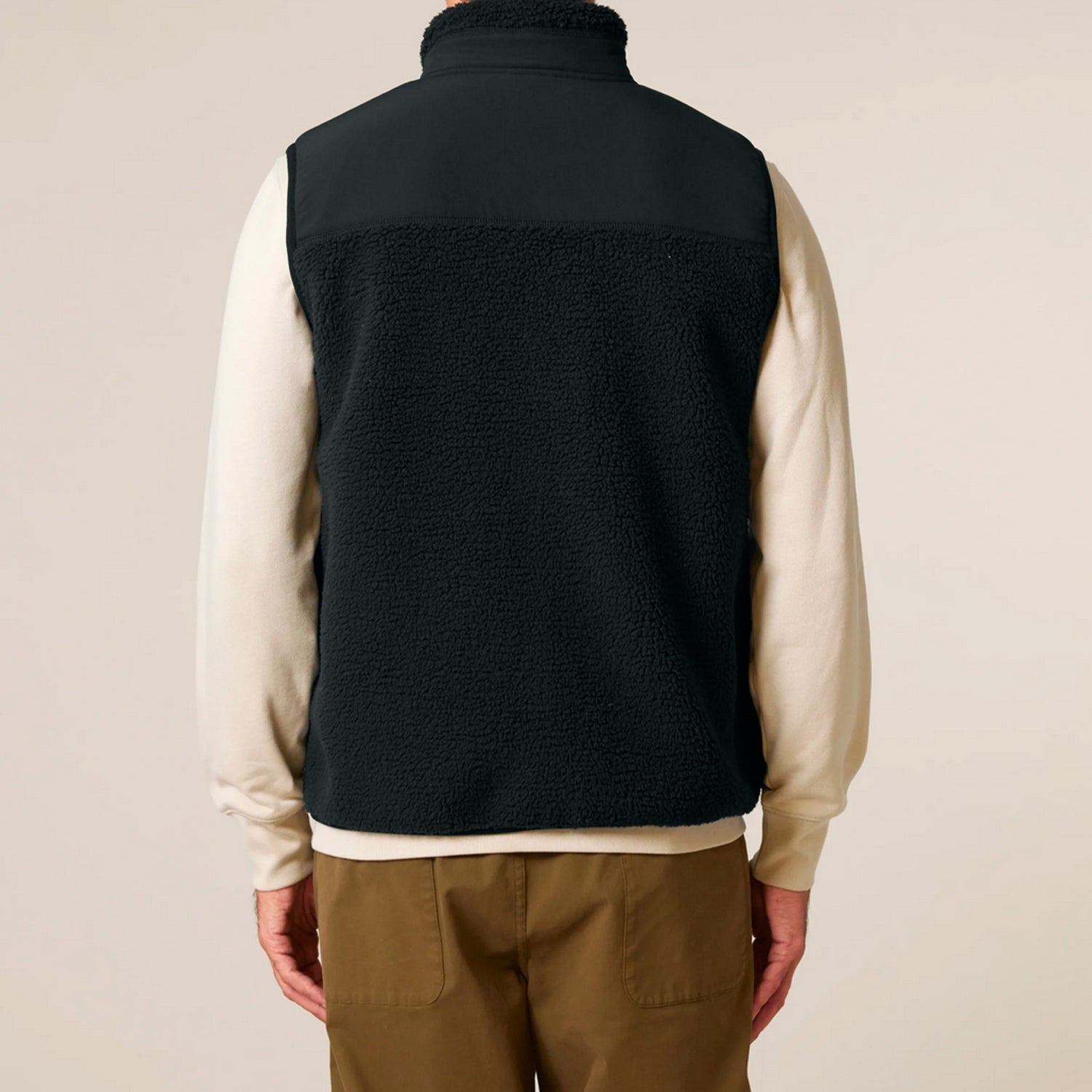 Basic Sherpa Weste Black