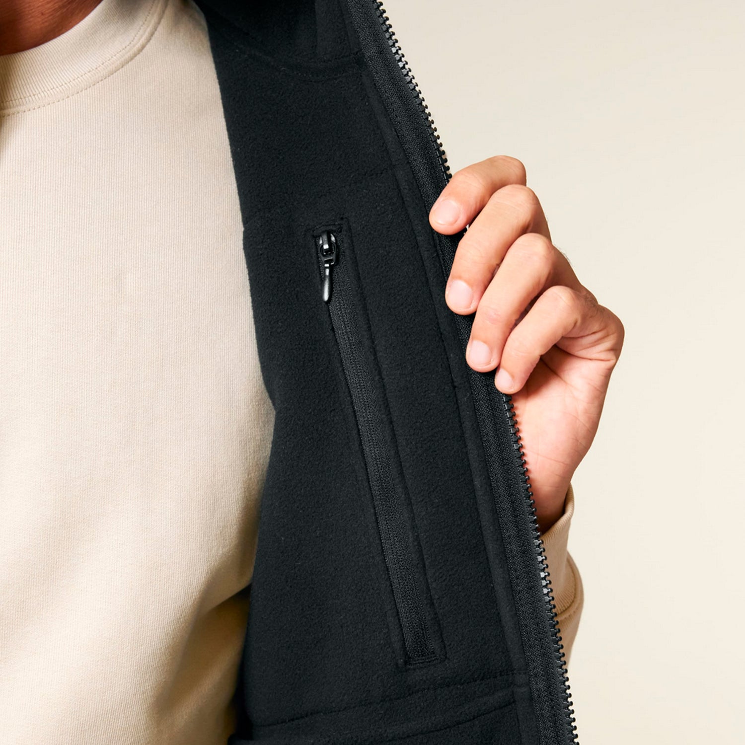 Basic Sherpa Weste Black